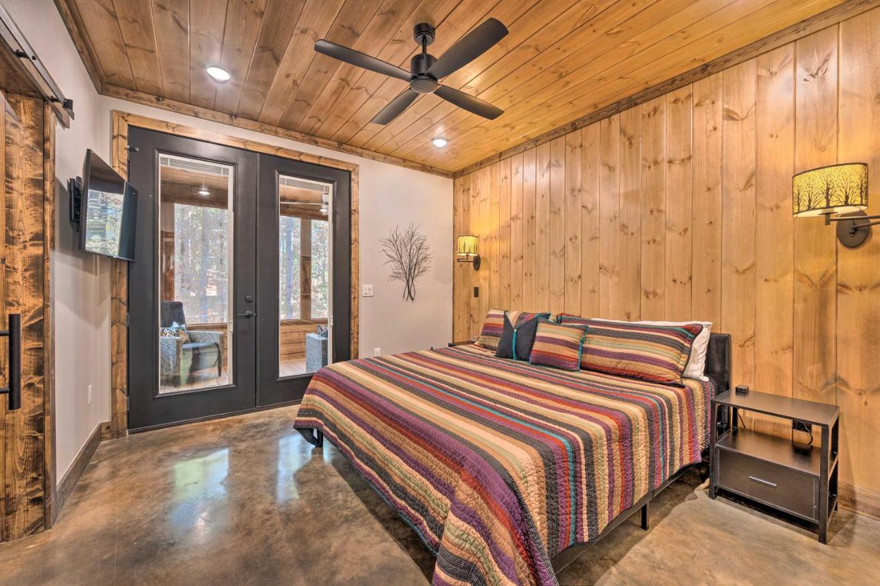 Broken Bow Lazy Dog Lodge With Hot Tub, Pool Table 外观 照片