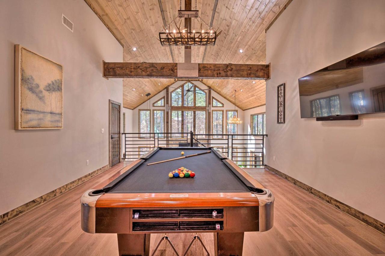 Broken Bow Lazy Dog Lodge With Hot Tub, Pool Table 外观 照片