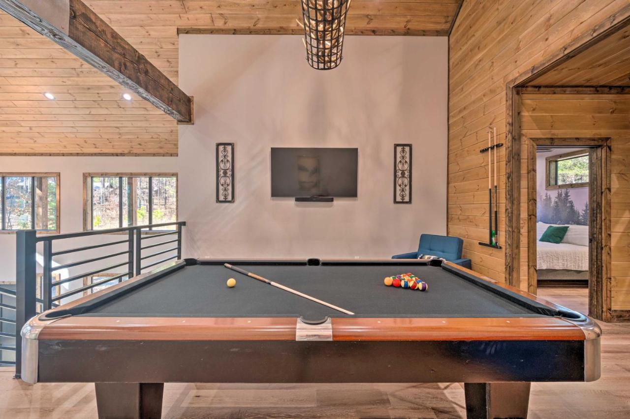 Broken Bow Lazy Dog Lodge With Hot Tub, Pool Table 外观 照片